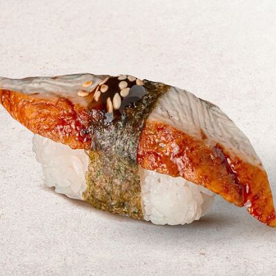 Суши с угрем в Sushi Bistro по цене 170 ₽