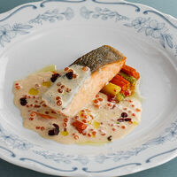 Лосось в икорном соусе с овощами в Терраса