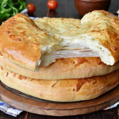 Хачапури по-мегрельски в Арарат шашлычный дворик по цене 499 ₽