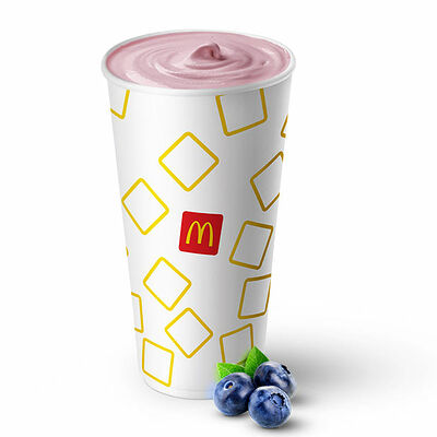Молочный Коктейль Черничный в McDonald's по цене 800 ₸