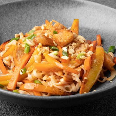 Wok с курицей в Вокруг суши по цене 449