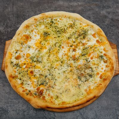 Пицца 4 сыра в Грин бар по цене 790 ₽