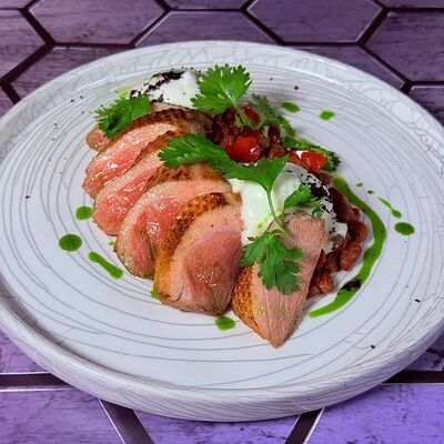 Утиное филе в МЁД kitchen по цене 936 ₽