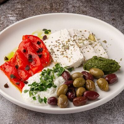 Греческое мезе в Duran Bar & Grill по цене 575