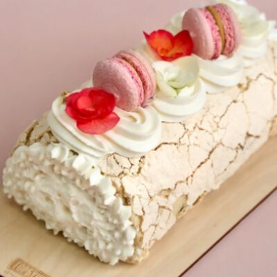 Половинка Меренгового рулетав Горбушка по цене 1250 ₽