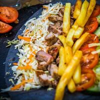 Фирменная шаверма с курицей в Shawerma place