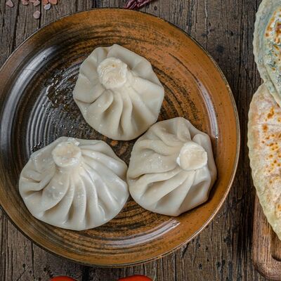 Хинкали с говядиной в Шашлыки & Хинкали по цене 110 ₽