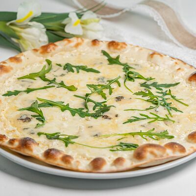 Четыре сыра L в Та самая на Хмельницкого по цене 864 ₽