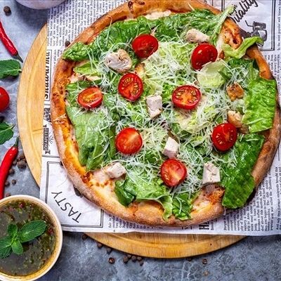 Пицца Цезарь с курицей в Donna Maria PREMIUM по цене 970 ₽