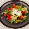 Греческий с фетой и соусом Vinagrette в Chikki pizza по цене 700