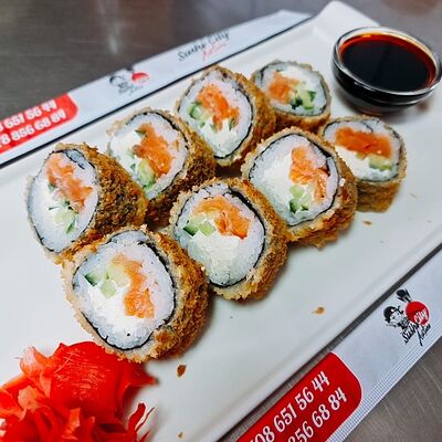 Ролл Темпура с лососем в Sushi City Astana по цене 2500 ₸