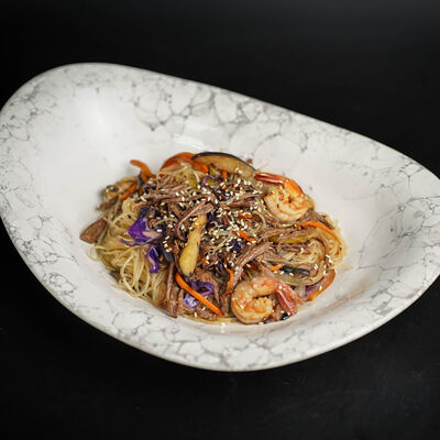 Фунчоза с курицей и креветкой в My Food по цене 310 ₽