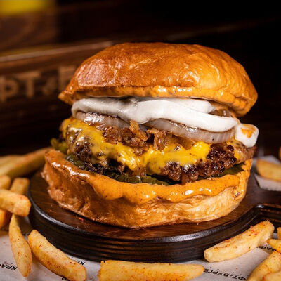 Гриль бургерв Крафт & Бургер по цене 890 ₽