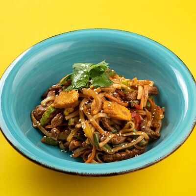 Говядина с соусом кунг паов ТаКима по цене 755 ₽