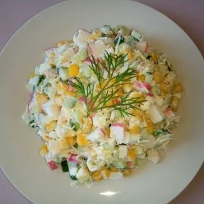 Салат крабовый. в Горячо и вкусно по цене 450 ₽