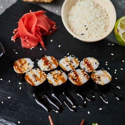 Классические роллы с угрем в Тайфун по цене 209