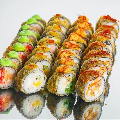 Сет Теплый в Rolls Bar по цене 2472 ₽