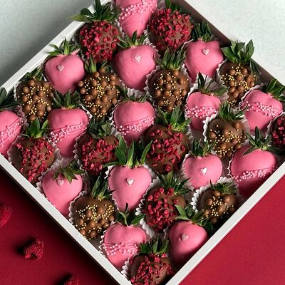 Клубника в шоколаде Шарм L в Mosfresa по цене 5190