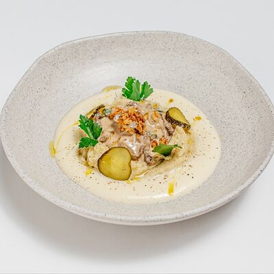 Бефстроганов с вешенками в Beyond по цене 1200 ₽