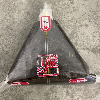 Онигири с креветкой в Pizza Mafia по цене 300 ₽