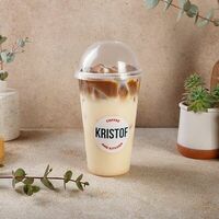 Персиковый айс-латте в Kristof coffee and kitchen