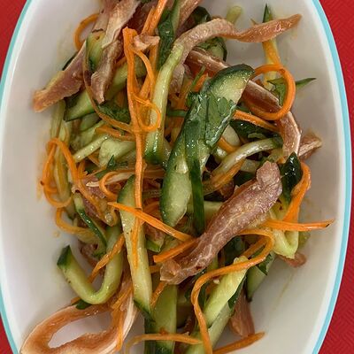 Салат со свиными ушами в Китайская столовая по цене 239 ₽