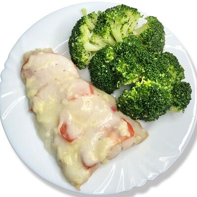 Филе белой рыбы с брокколи в Фитнес меню по цене 480 ₽