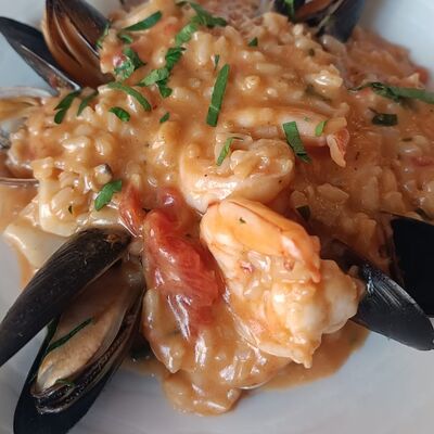 Ризотто с морепродуктами в Роберто по цене 1240 ₽