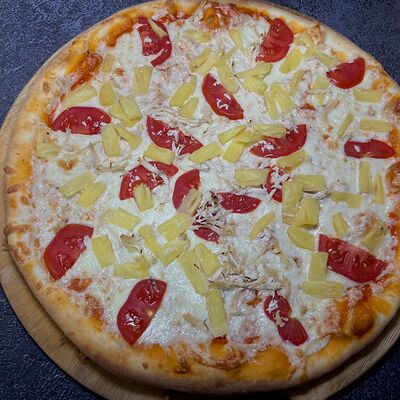 Пицца Гавайская в Арарат по цене 860 ₽