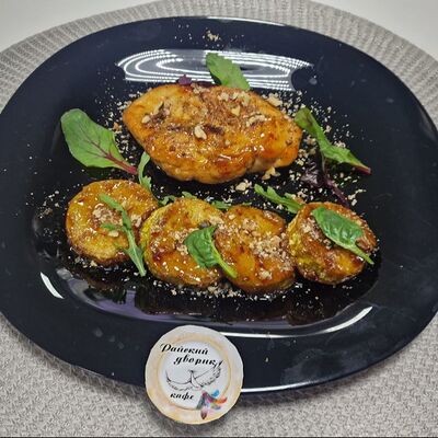 Куриная грудка в тайском соусе с хрустящими цукини в Райский дворик по цене 450 ₽