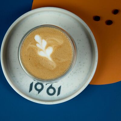 Флэт Уайт в 1961 coffee по цене 230 ₽