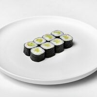Маки с огурцом в Kuji Sushi