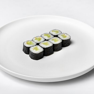 Маки с огурцом в Kuji Sushi по цене 170 ₽