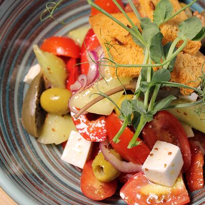 Салат Греческий в 801 по цене 495 ₽