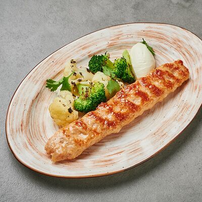 Кебаб из креветок с сырным муссом и овощами в Pivino по цене 595