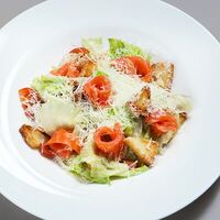 Цезарь с лососем в Il SUSh-ka