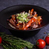 Говядина в соусе терияки с рисом в Rozanna