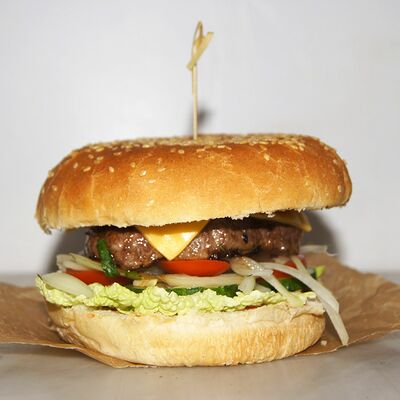 Бургер с телятиной в Халяль по цене 370 ₽