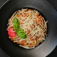 Паста ragout Болоньезе в Фабрика Вкуса