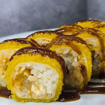 Харумаки угорь темпура в Yanagi sushi по цене 380 ₽