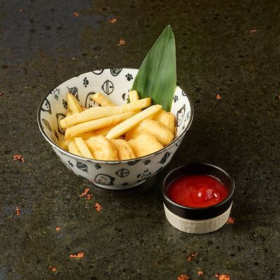 Наггетсы с картофелем фри в Sumo Izakaya по цене 410 ₽