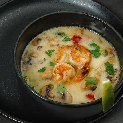 Том-Кха с морепродуктами в Рестобар Гриль 39 по цене 770 ₽