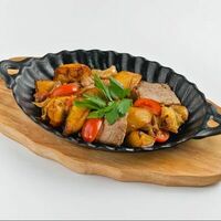 Жарёха со свининойв Nomad