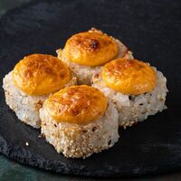 Хароме Маки в Акрополь