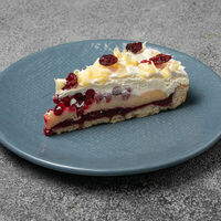 Брусничный пирог в Bro! It’s Burger