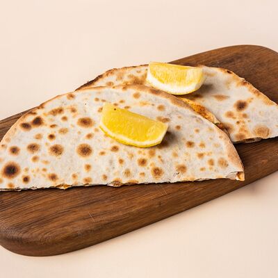 Ламаджо с говядиной и свининой в Mouflon по цене 750 ₽