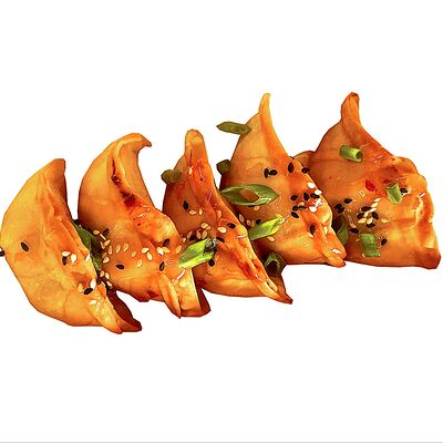 Гёдза с курицей (5 шт.) жареные в Taiyaki по цене 520 ₽