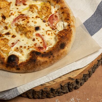 Неаполитанская пицца Полло ин крема в Пицца и Паста по цене 895 ₽