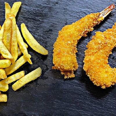 Хрустящие креветки с картошечкой фри в Luna по цене 450 ₽