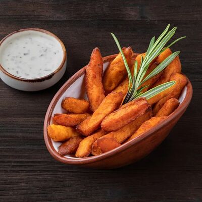 Батат фри с йогуртовым соусом в Дади по цене 460